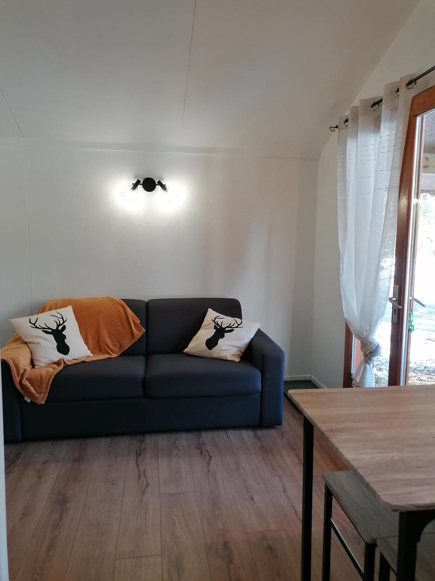 Camping Le Trejeux - Petit Chalet Thones Exterior photo